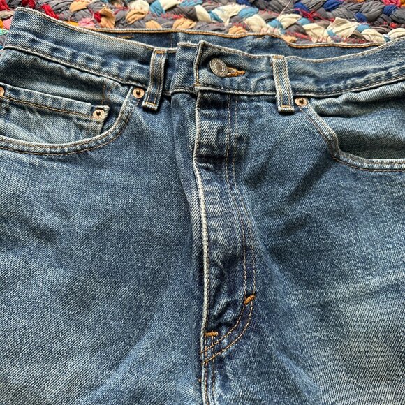 Vintage 90s Levi's 517 Blue Denim Boot Cut Jeans Men's Size 34 x 32 Distressed - Picture 4 of 16